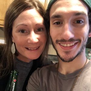 Meet your Posher, Gino